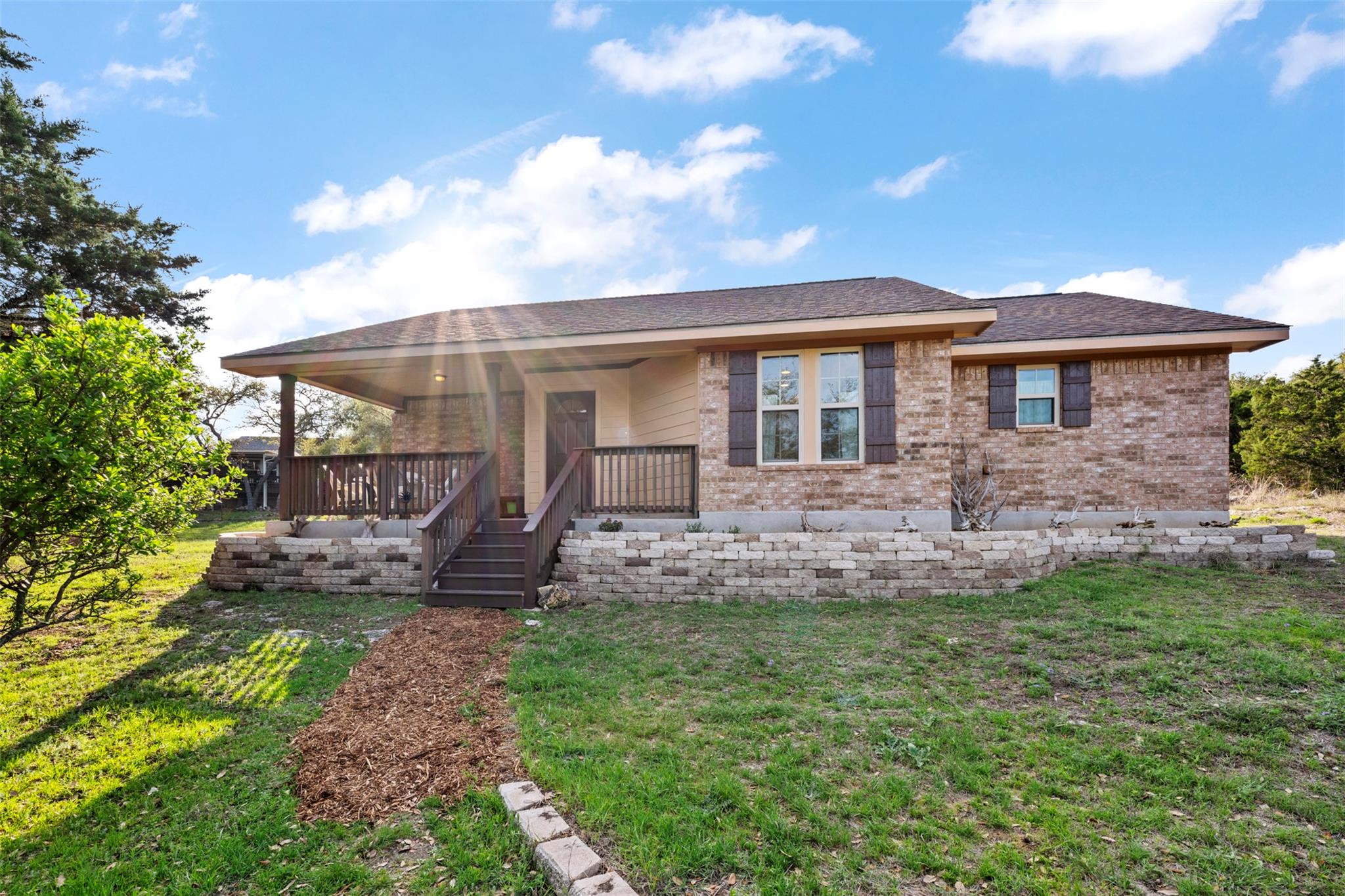 Details for 1135 Twisted Oak Ct, Canyon Lake, TX 78133