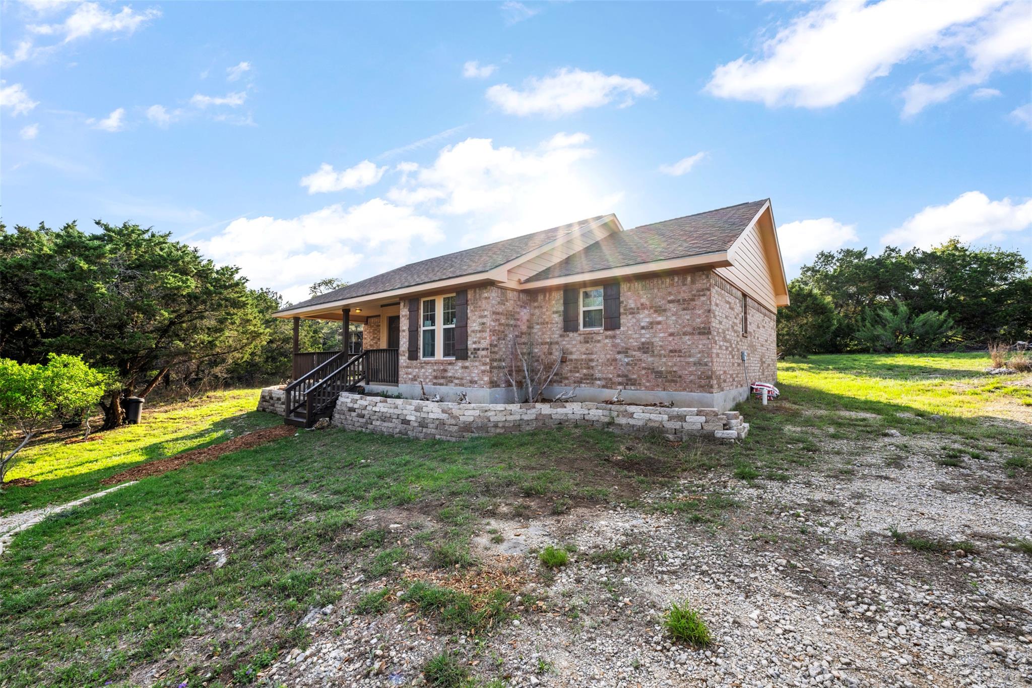 Image 3 of 37 For 1135 Twisted Oak Ct