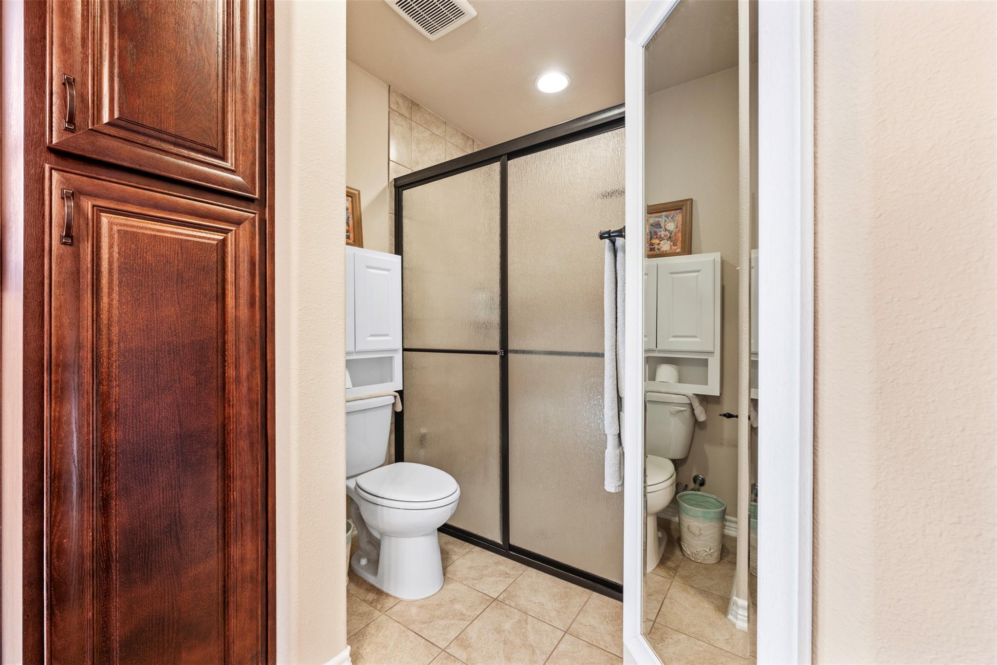 Image 34 of 37 For 1135 Twisted Oak Ct