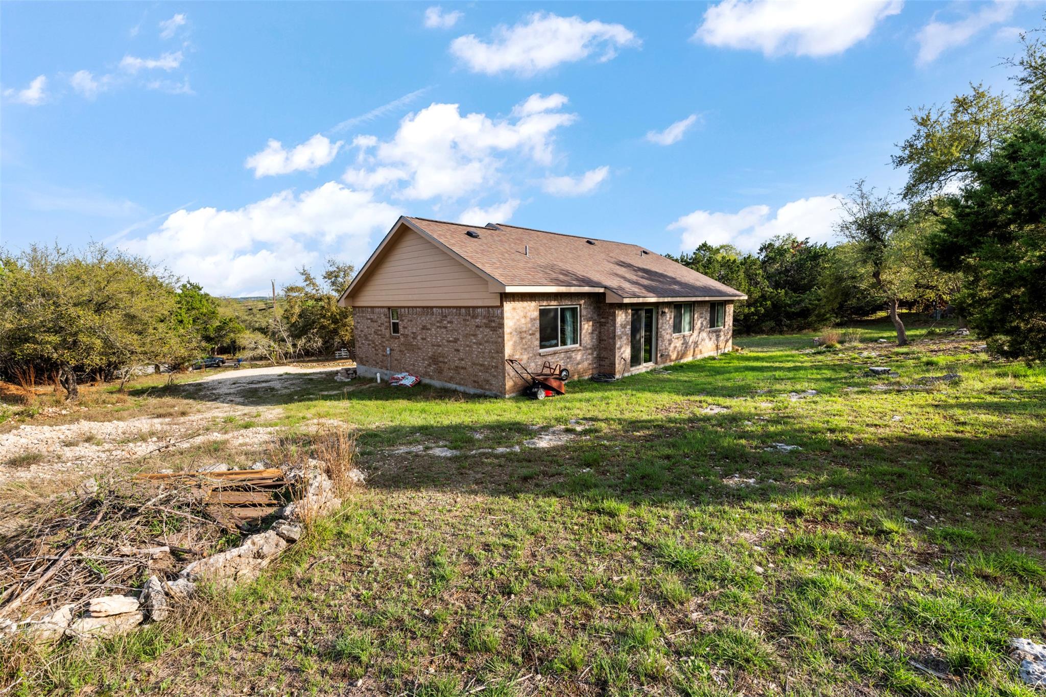 Image 5 of 37 For 1135 Twisted Oak Ct