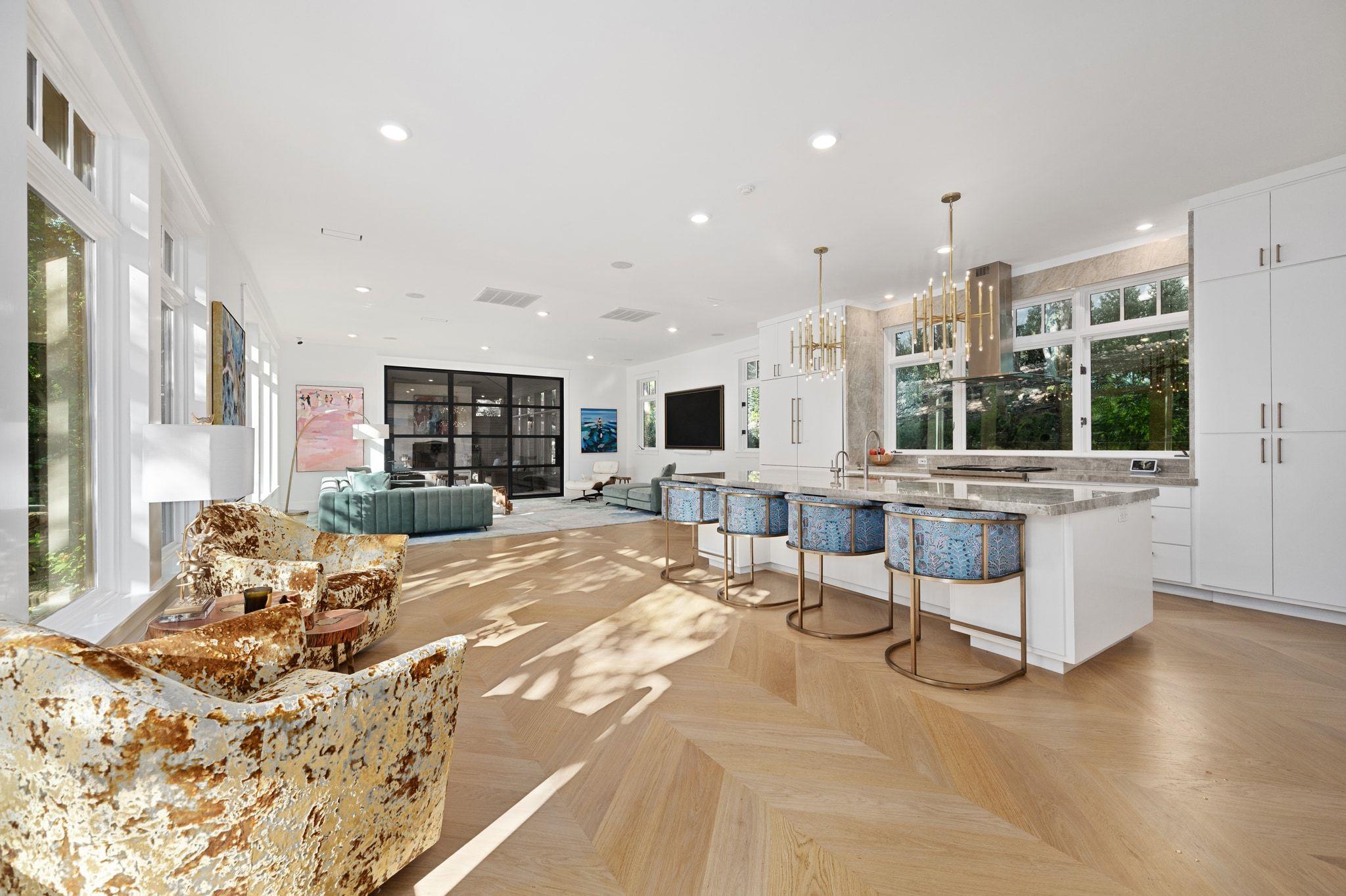 Details for 2406 Pemberton Pkwy, Austin, TX 78703