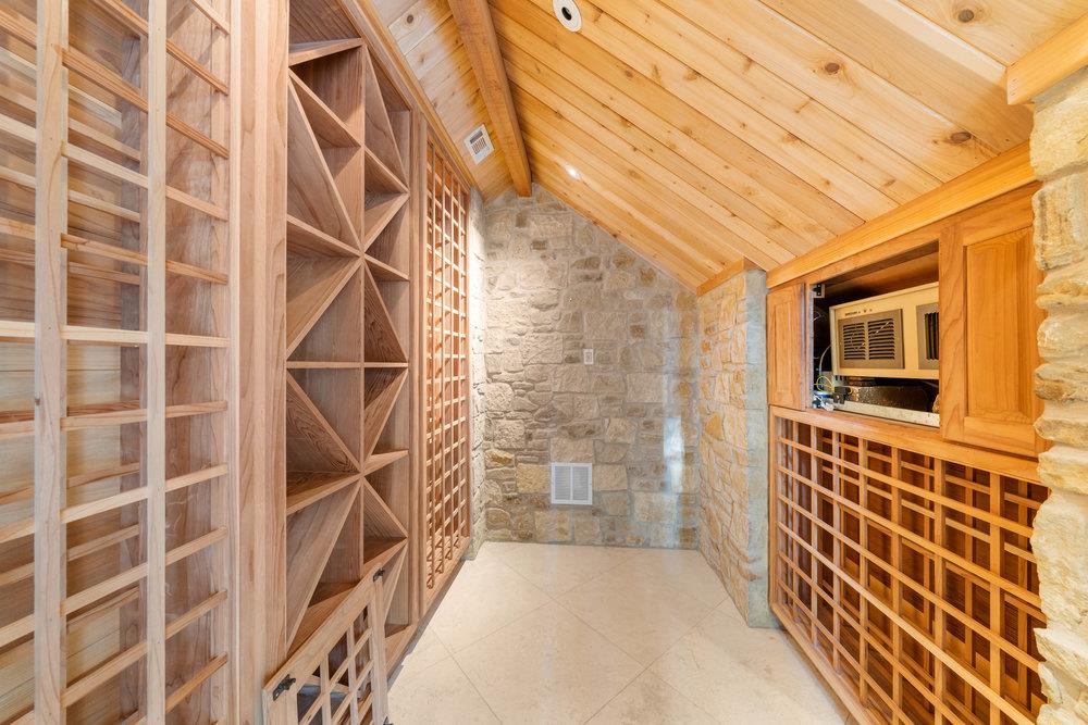 Image 10 of 36 For 217 Bella Riva Dr