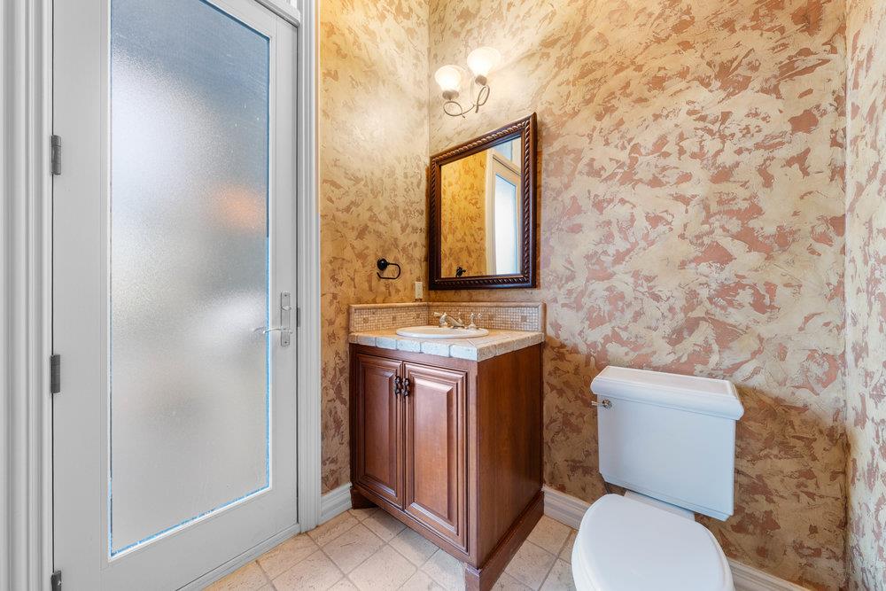 Image 19 of 36 For 217 Bella Riva Dr