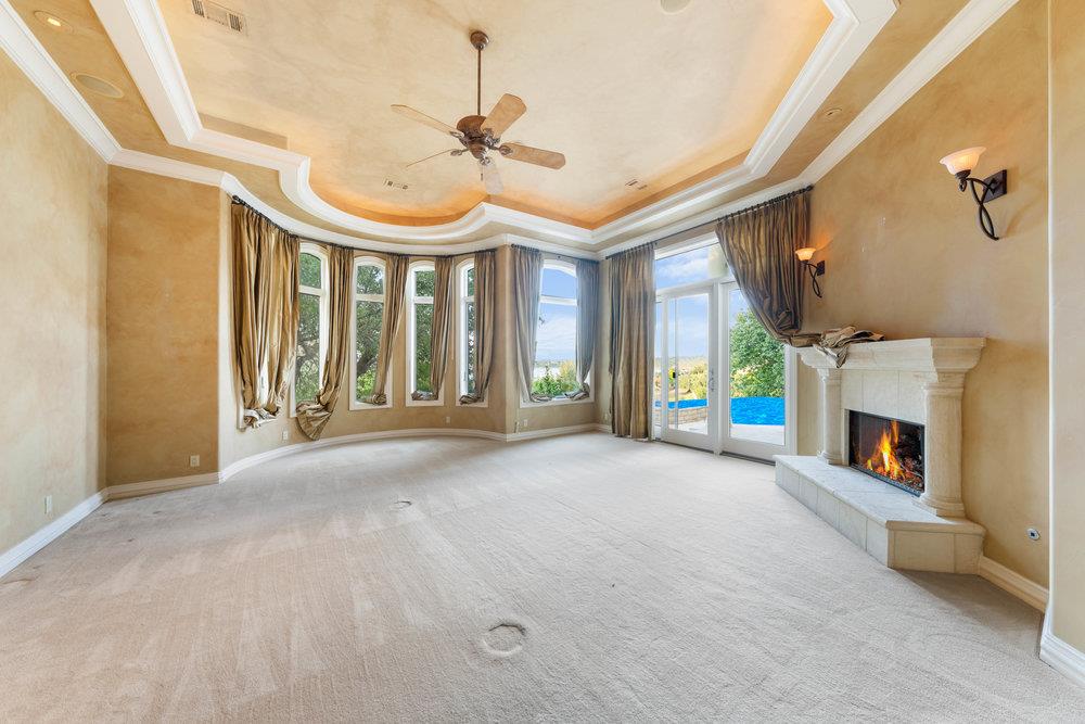 Image 21 of 36 For 217 Bella Riva Dr