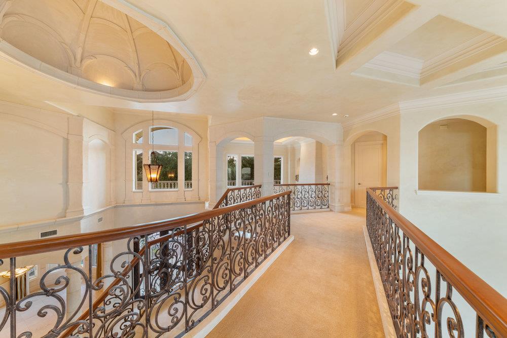 Image 26 of 36 For 217 Bella Riva Dr