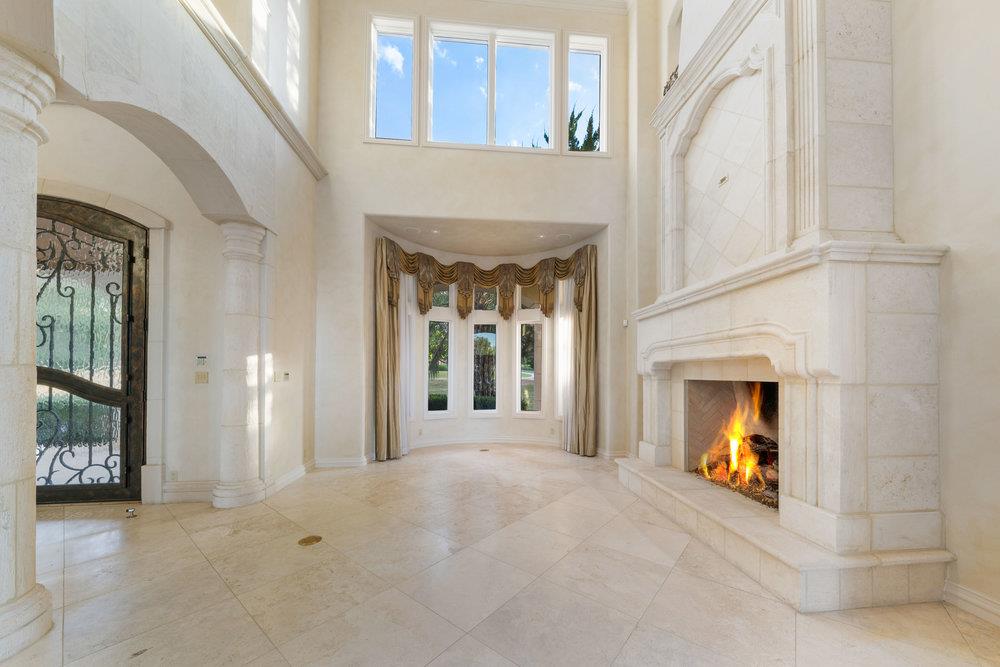 Image 6 of 36 For 217 Bella Riva Dr