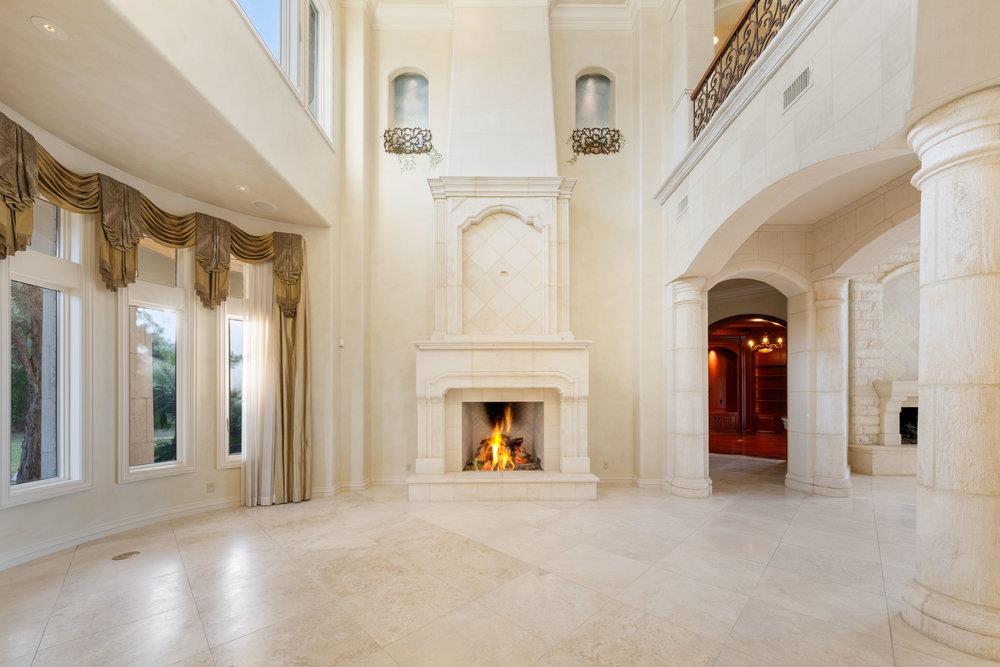 Image 7 of 36 For 217 Bella Riva Dr