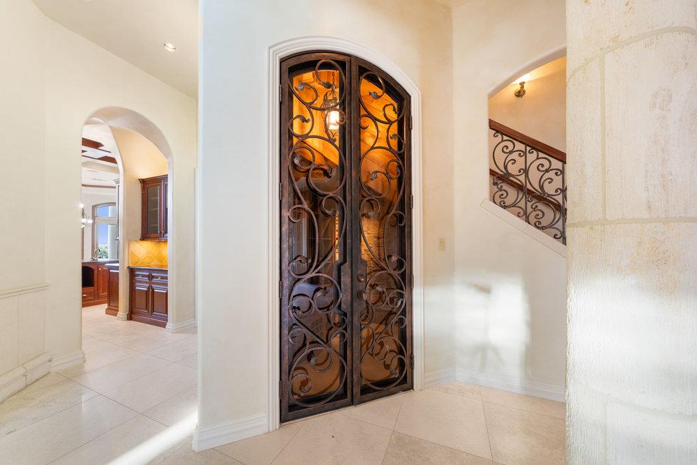 Image 9 of 36 For 217 Bella Riva Dr