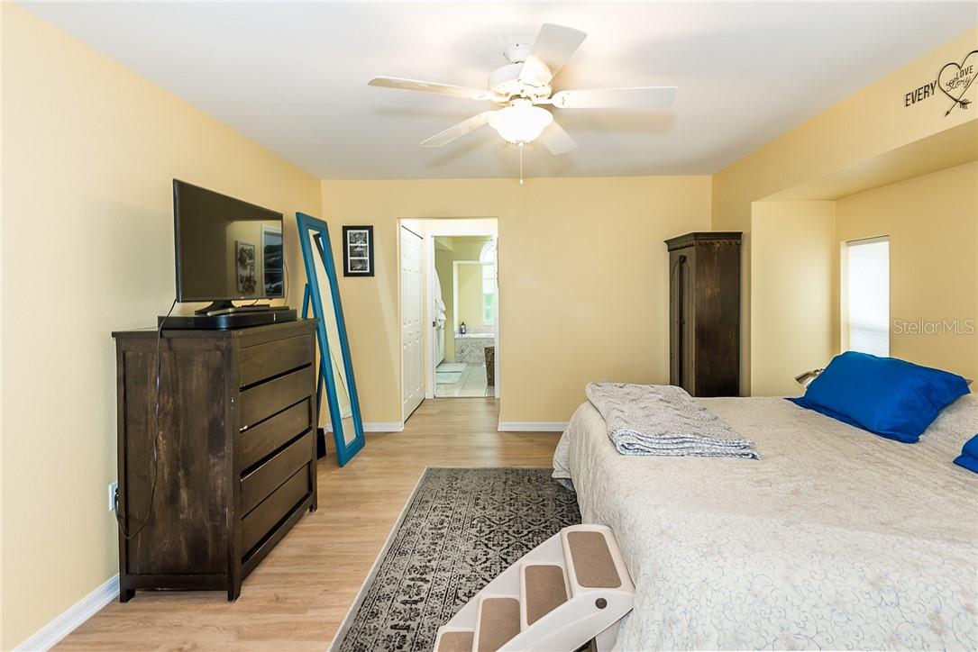 Image 24 of 28 For 7557 Blue Sage