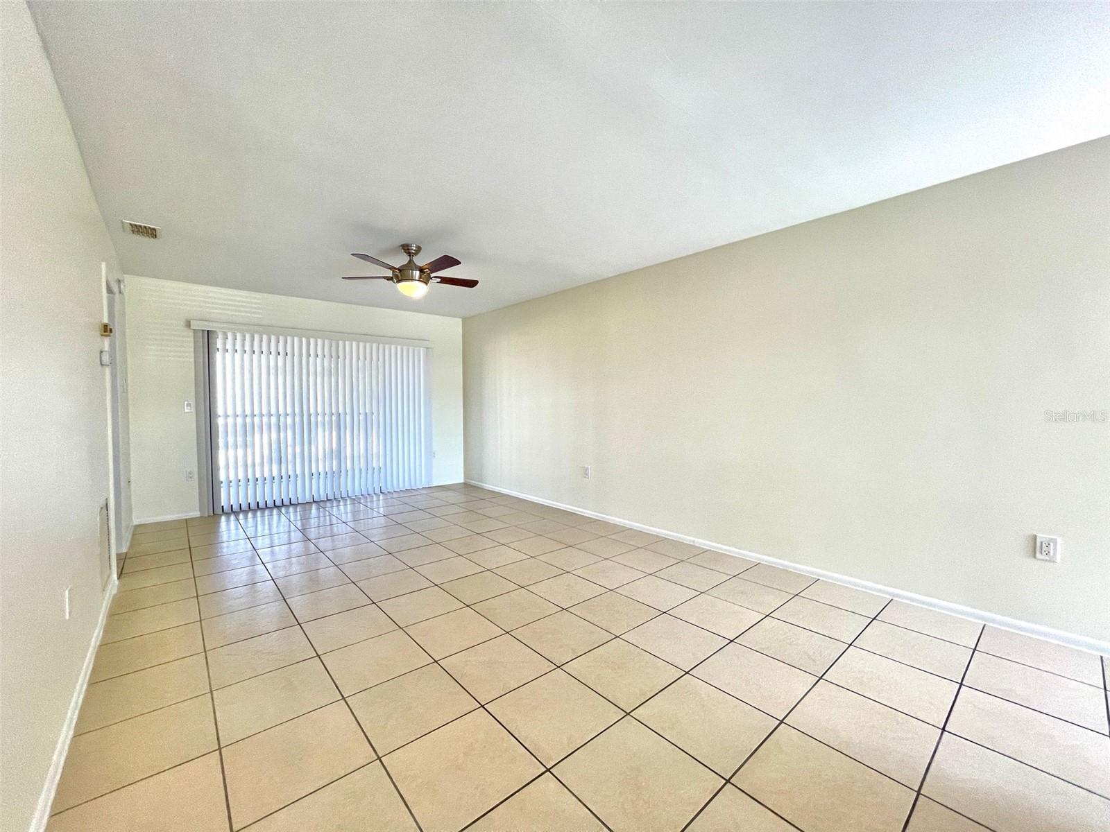 Image 11 of 32 For 26485 Rampart Boulevard E23