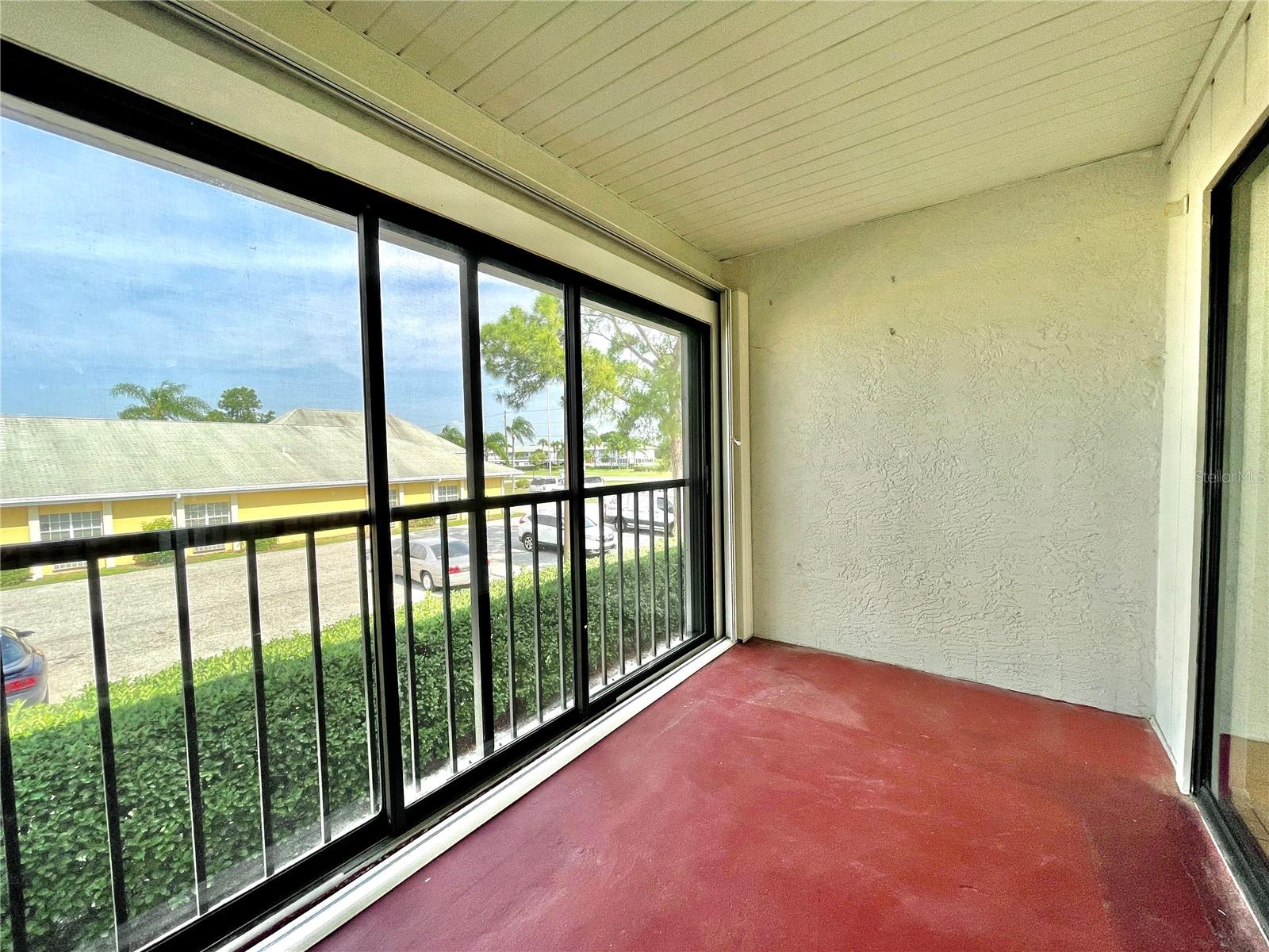 Image 27 of 32 For 26485 Rampart Boulevard E23