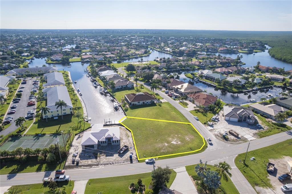 Image 3 of 8 For 1400 Casey Key Drive