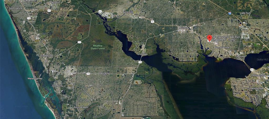 Image 12 of 15 For 581 Spruce Street Nw