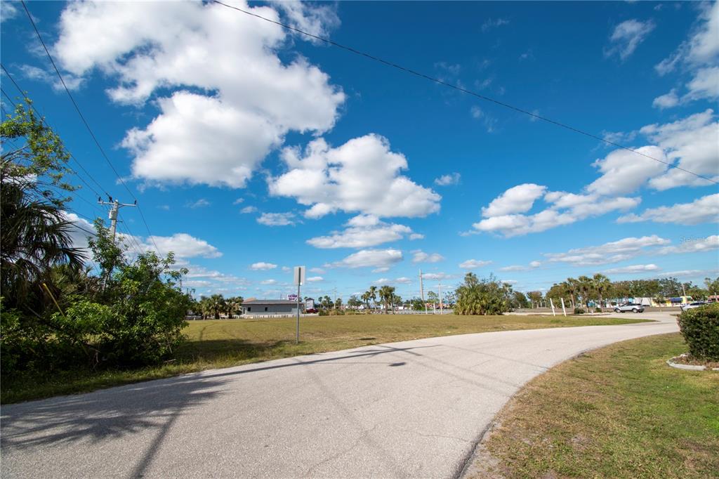 Image 13 of 17 For 3859&3871 Tamiami Trl