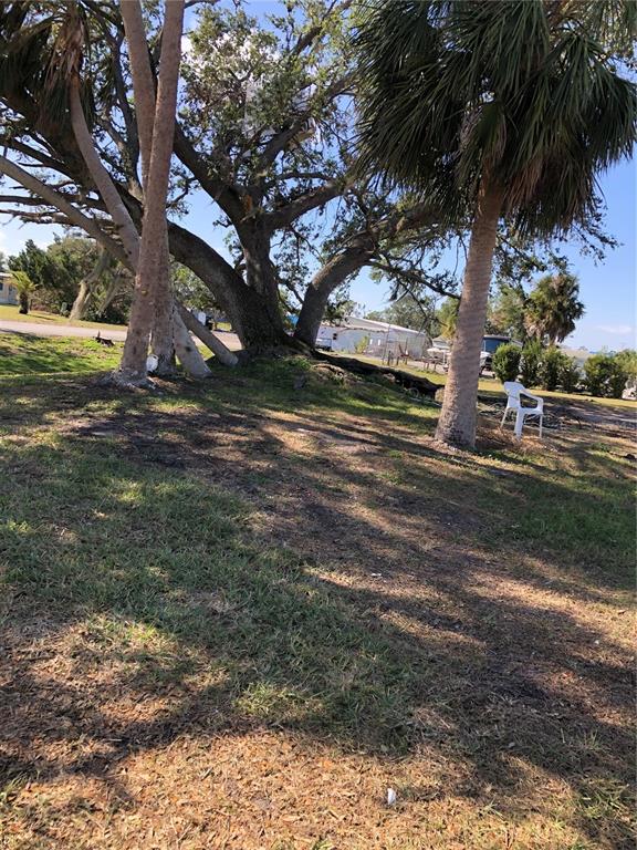 Image 5 of 37 For 5636 Holiday Park Boulevard