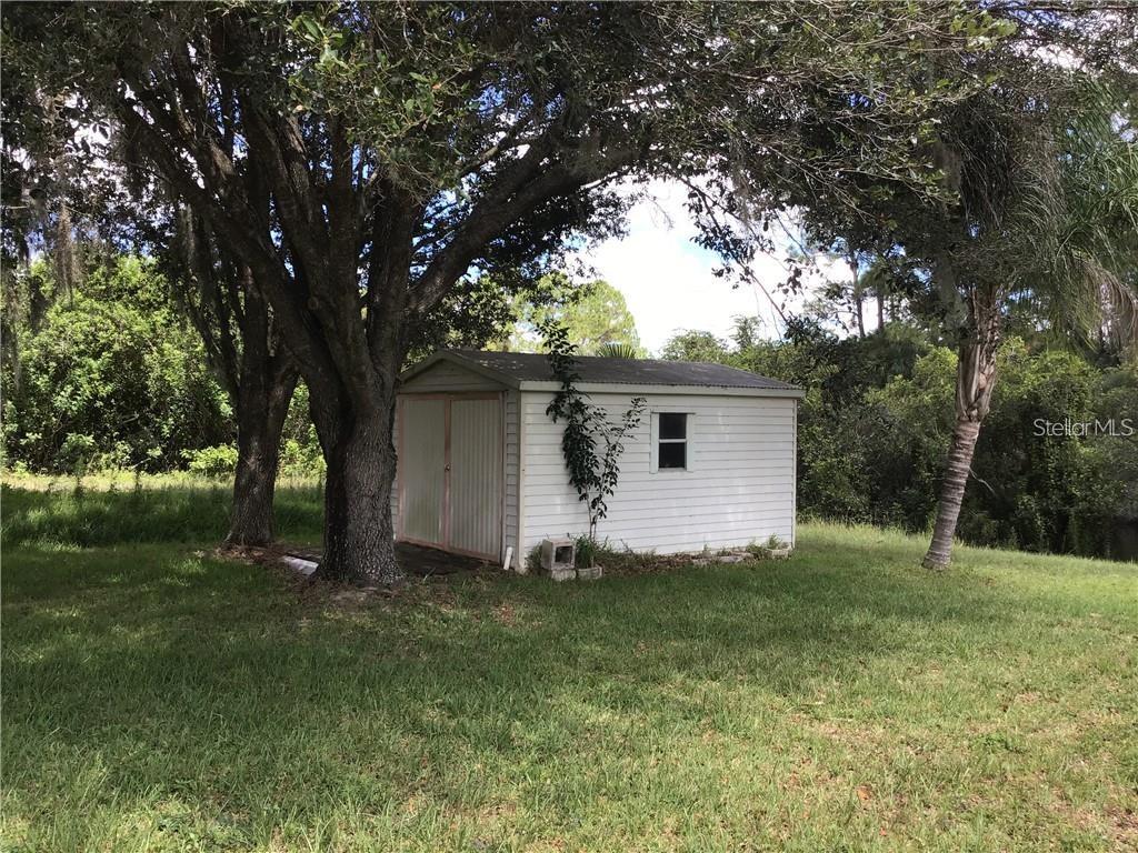 Image 18 of 23 For 2984 Tusket Avenue