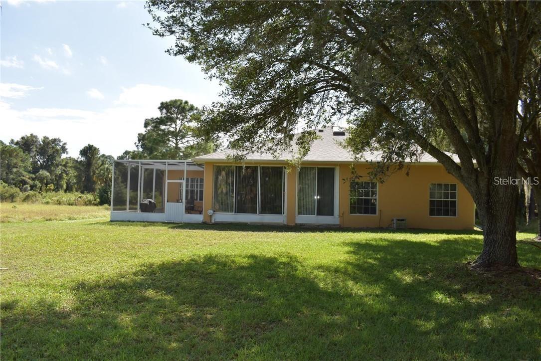 Image 21 of 23 For 2984 Tusket Avenue