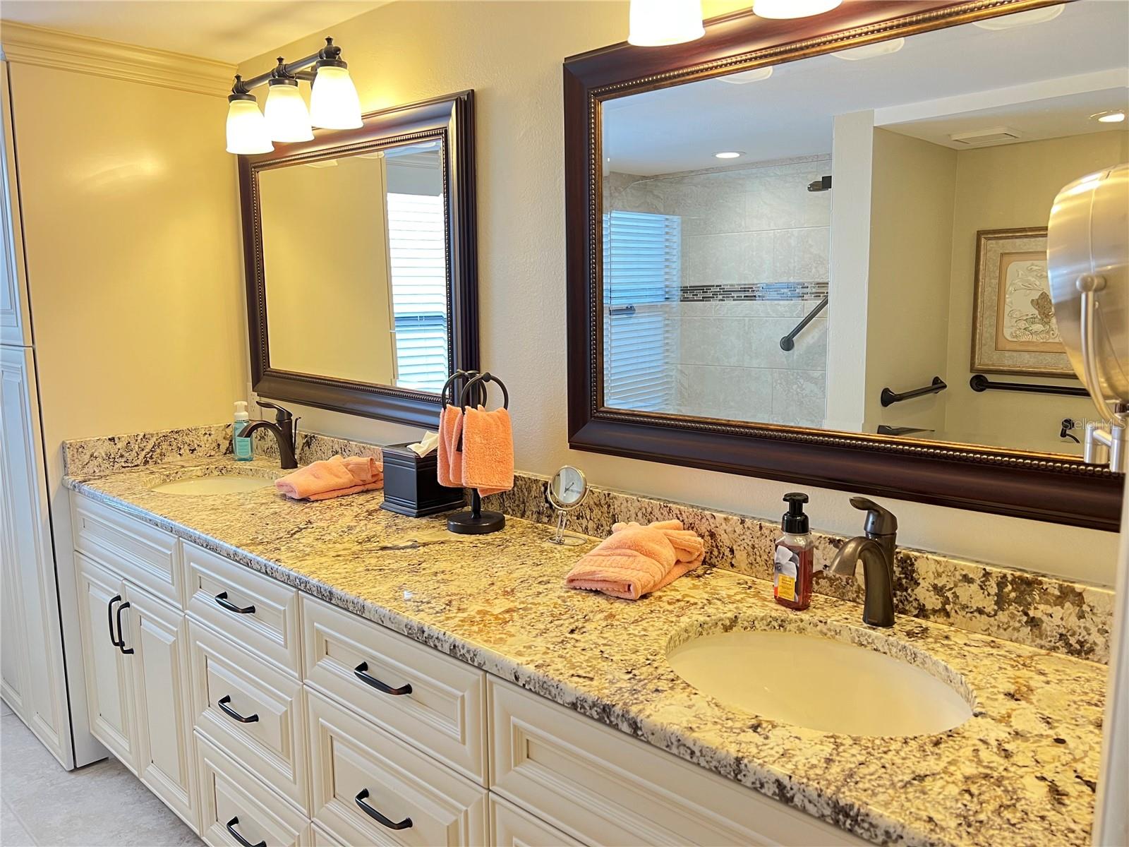 Image 12 of 43 For 3235 Sugarloaf Key Road 13c