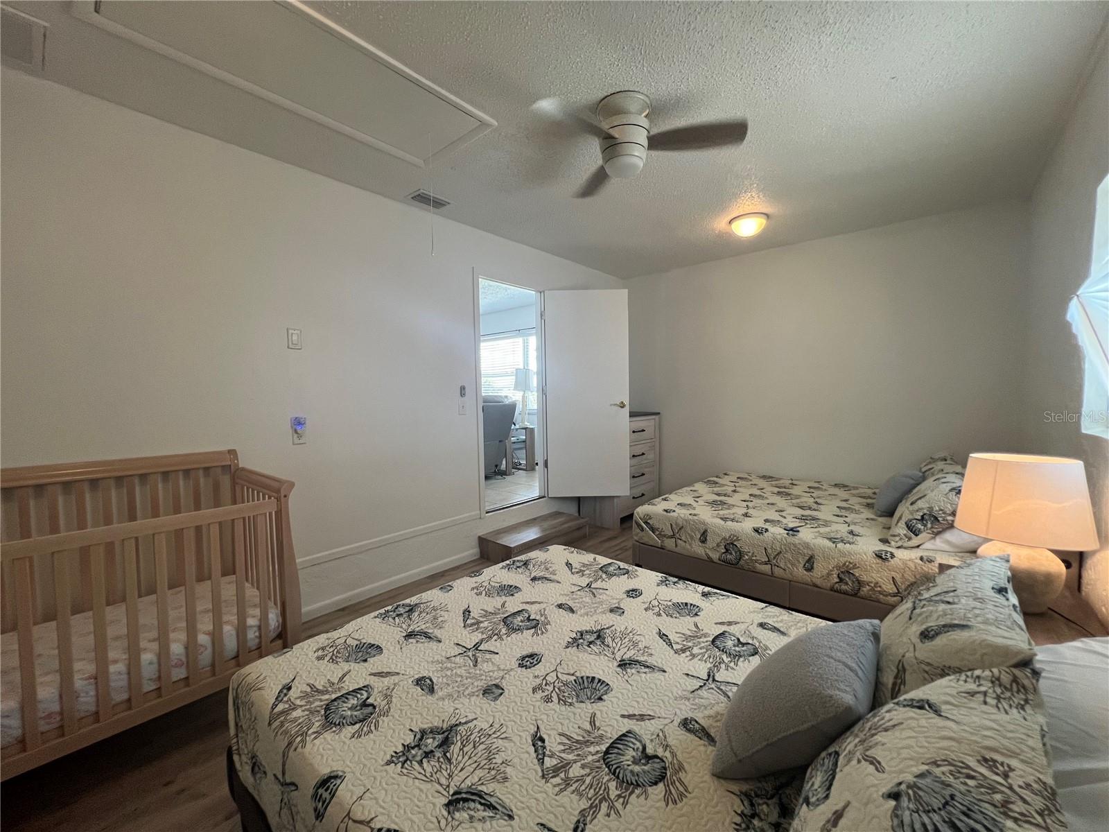 Image 17 of 25 For 18140 Wolbrette Circle