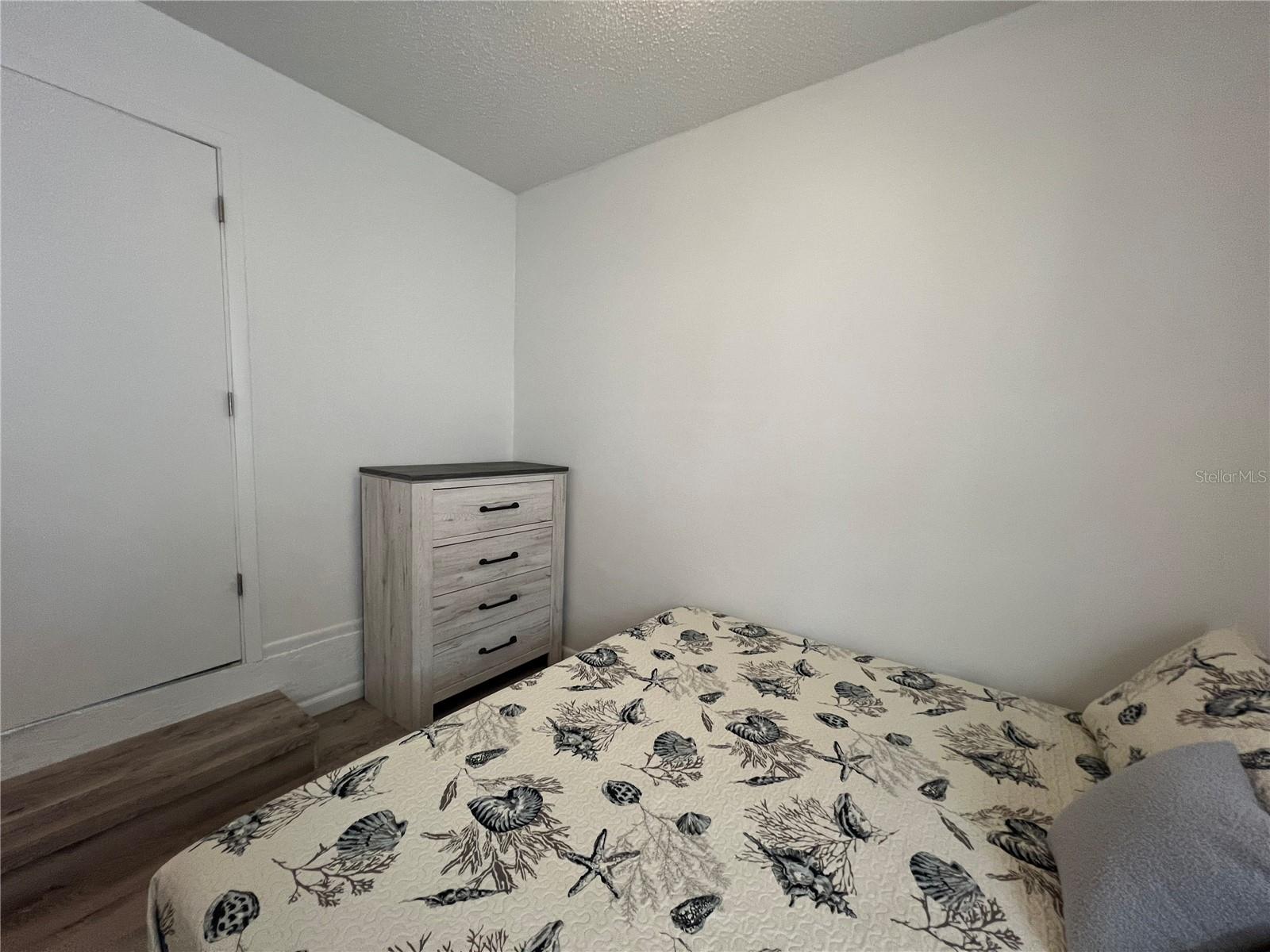 Image 19 of 25 For 18140 Wolbrette Circle