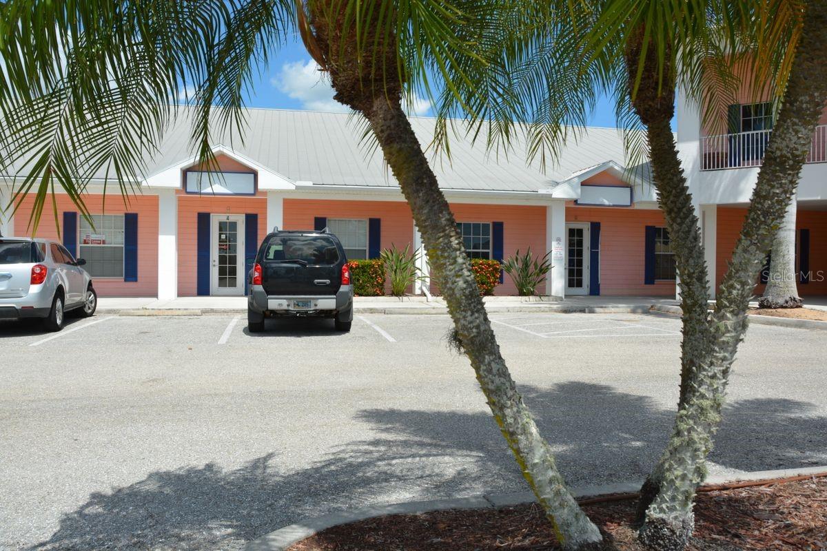 Image 2 of 33 For 1032 Tamiami Trail 1