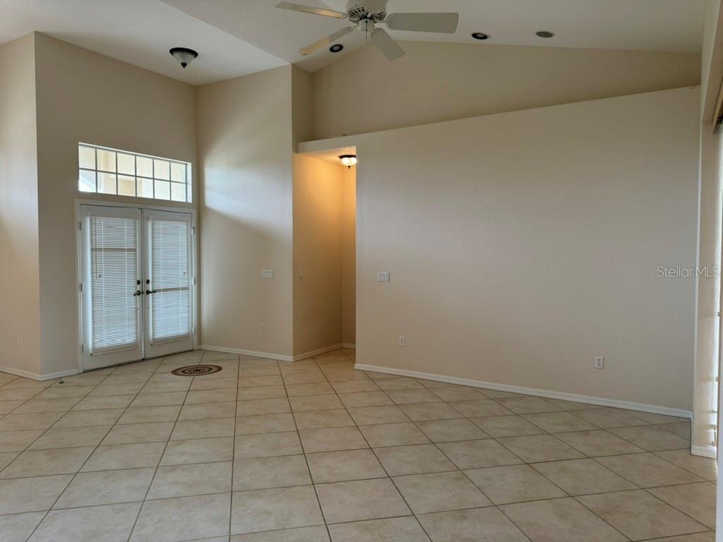 Image 4 of 18 For 2325 Padre Island Drive