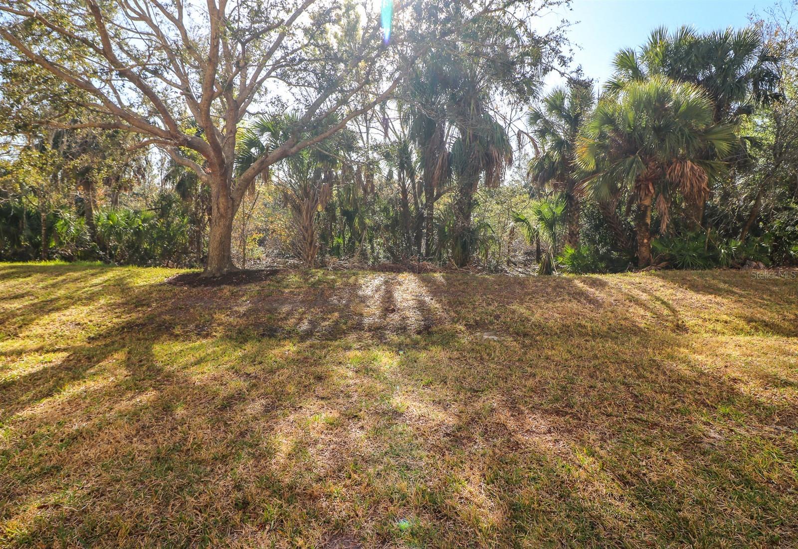 Image 33 of 45 For 2081 Willow Hammock Circle F105