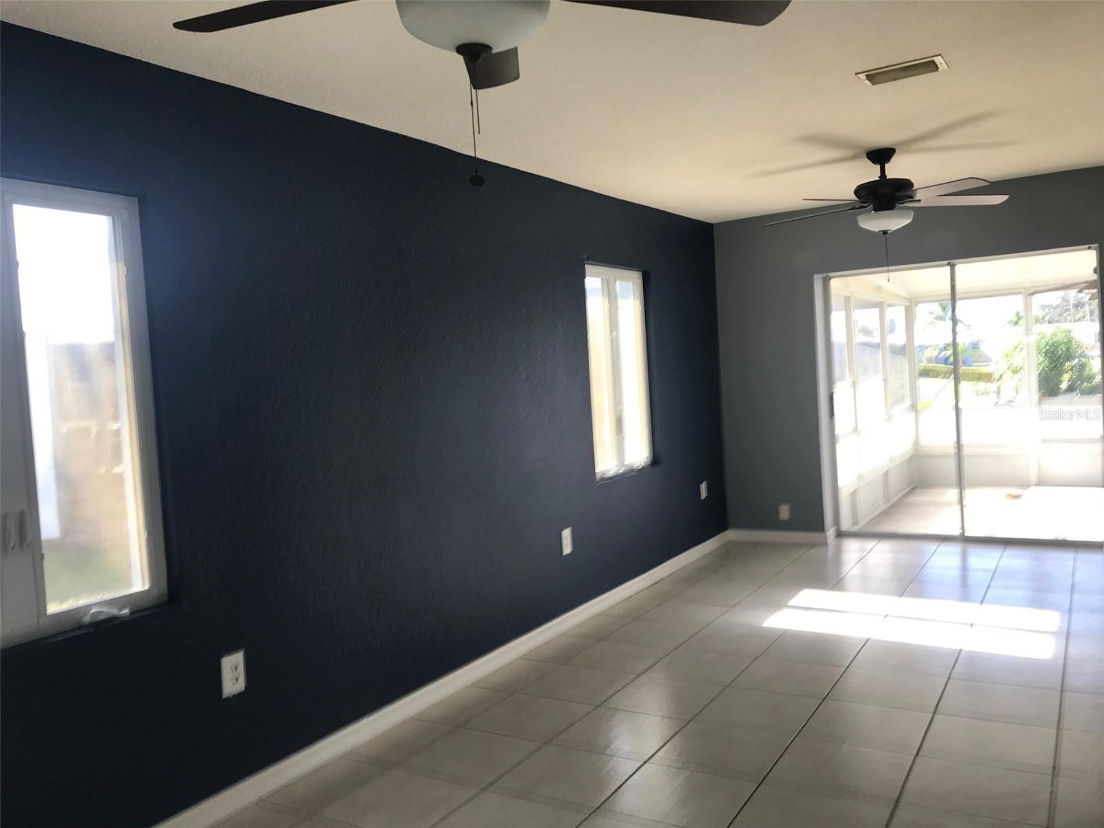 Image 21 of 67 For 4127 Gardner Drive