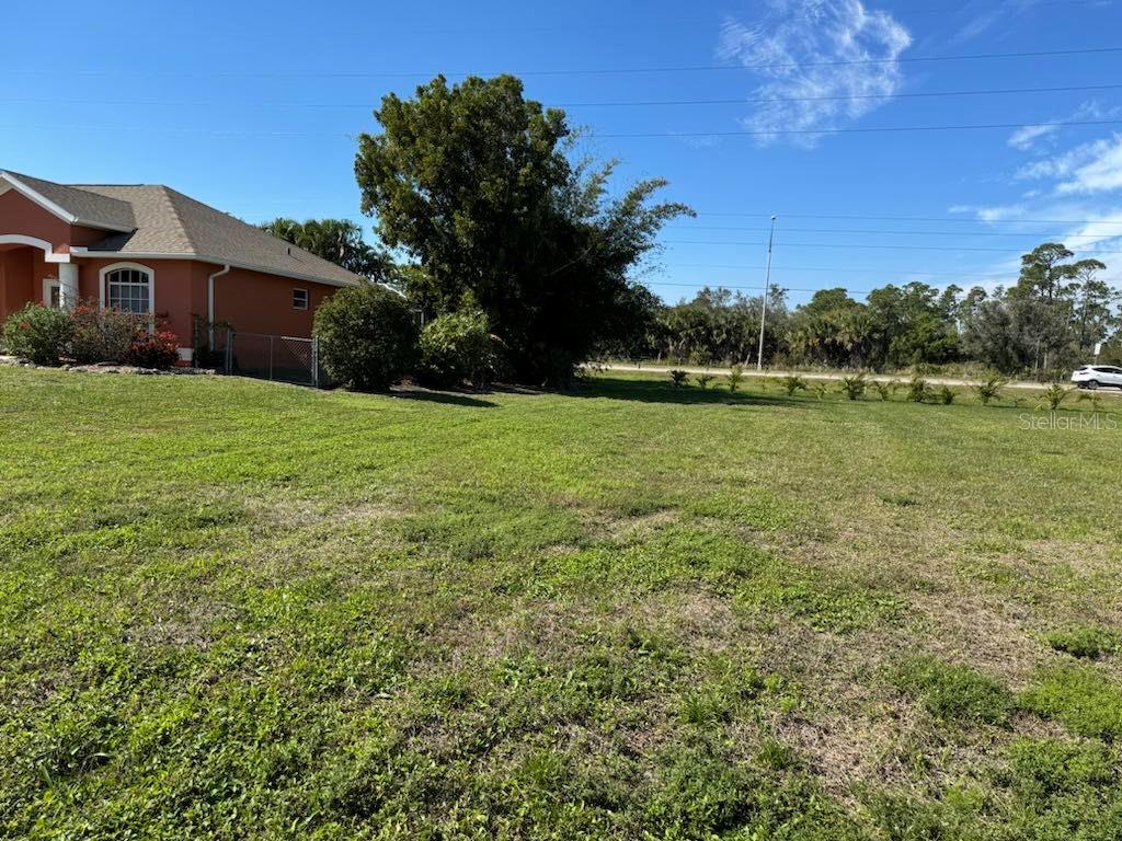 Image 2 of 8 For 7353 Seagrape Road
