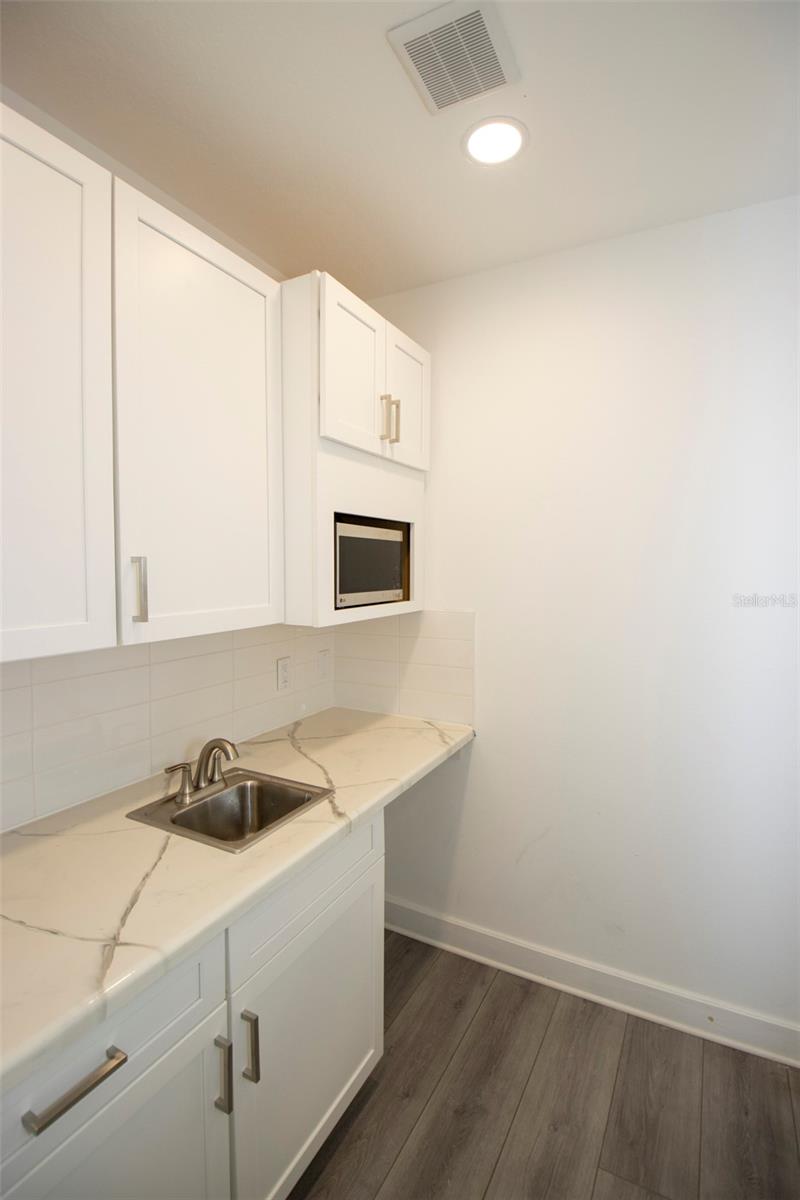Image 13 of 42 For 11388 3rd Avenue