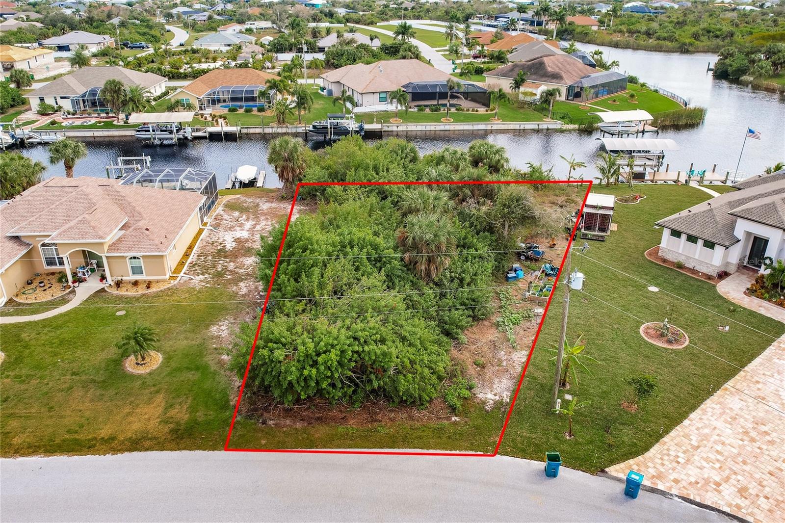 Details for 9462 Wacker Terrace, PORT CHARLOTTE, FL 33981