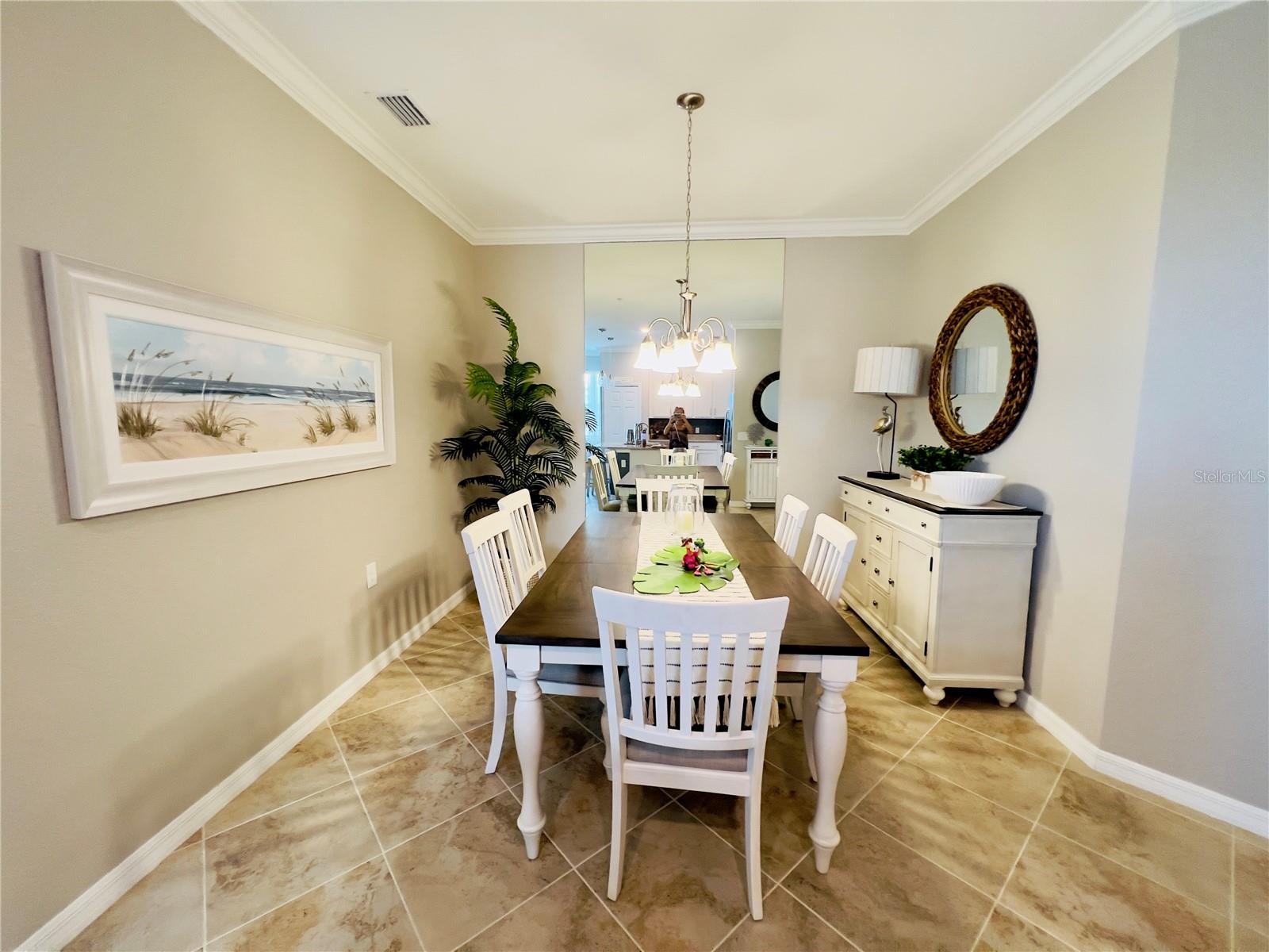 Image 6 of 53 For 14071 Heritage Landing Boulevard 331