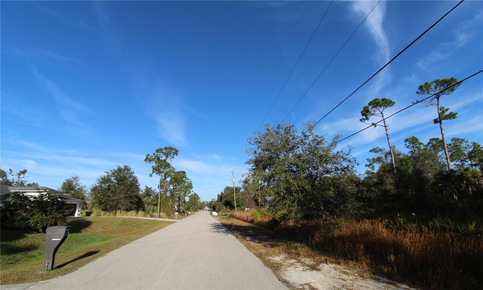 Image 2 of 16 For Hurley Avenue