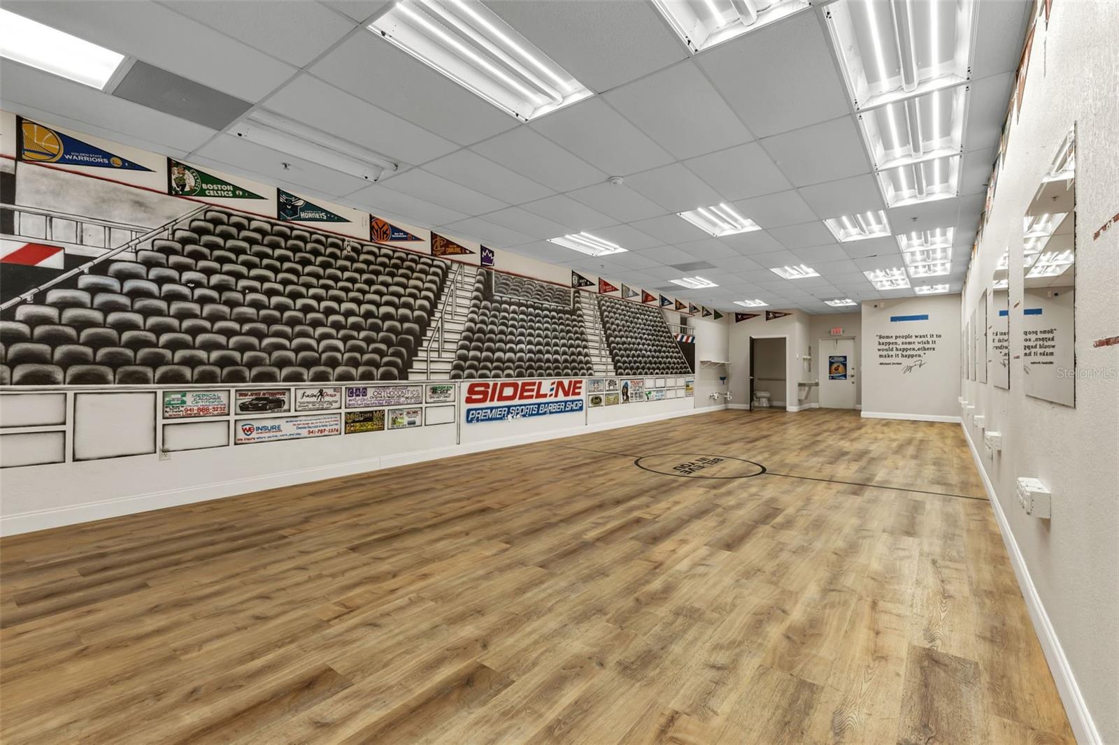 Image 5 of 29 For 701 Jc Center Court 12