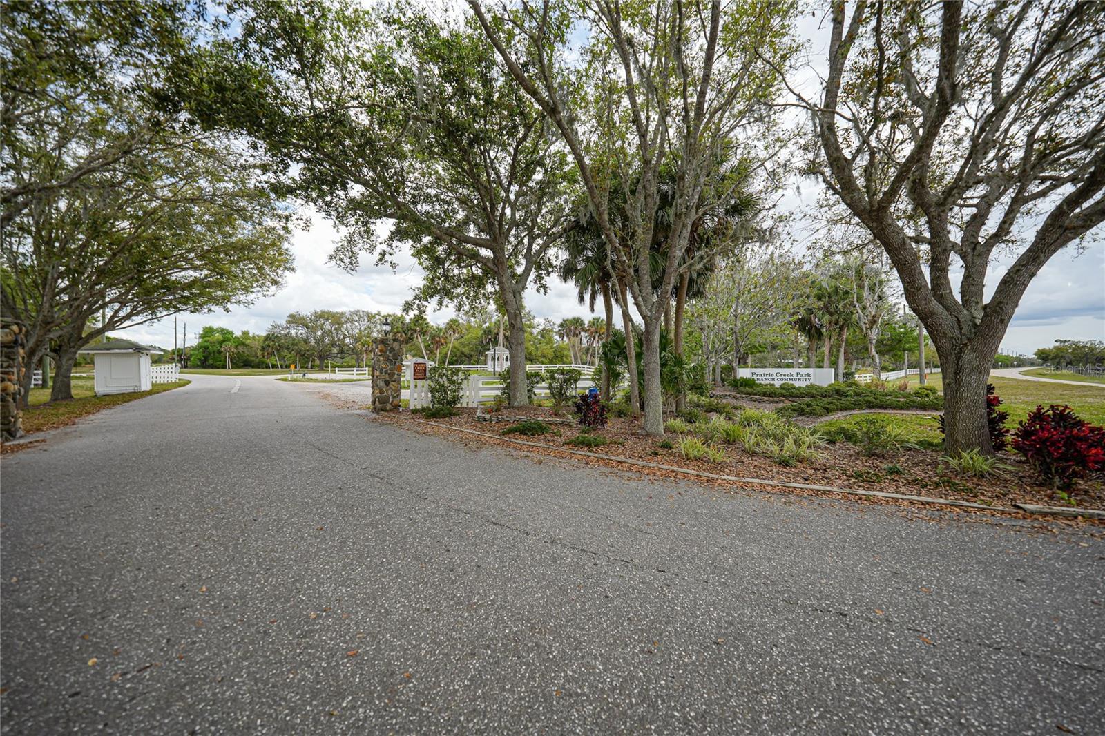 Image 75 of 94 For 17901 Wood Path Court