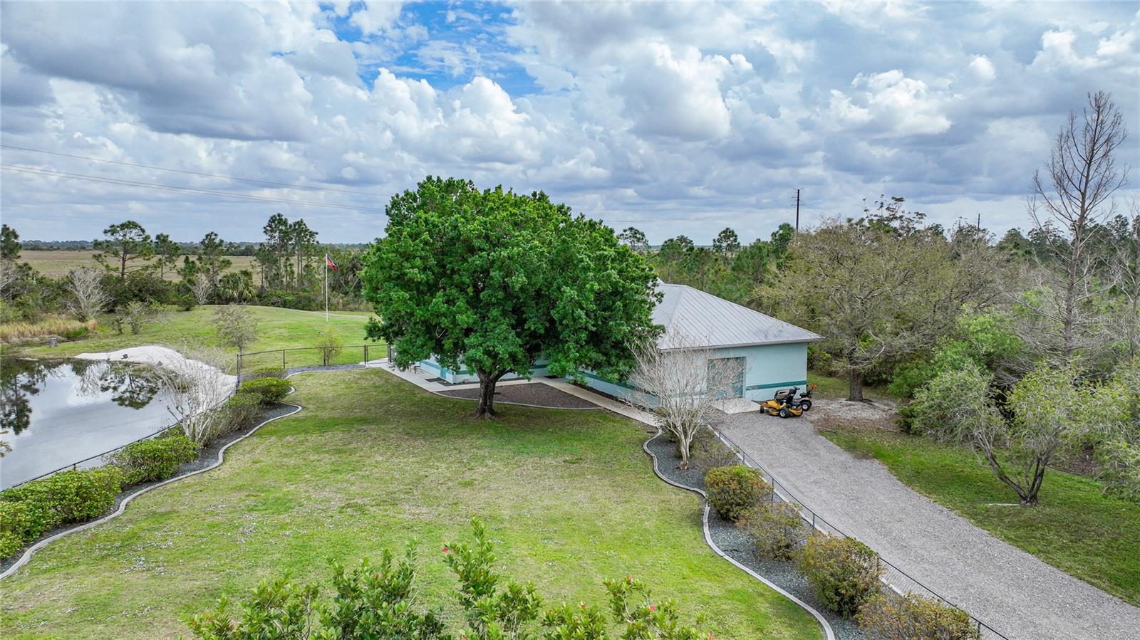 Image 81 of 94 For 17901 Wood Path Court