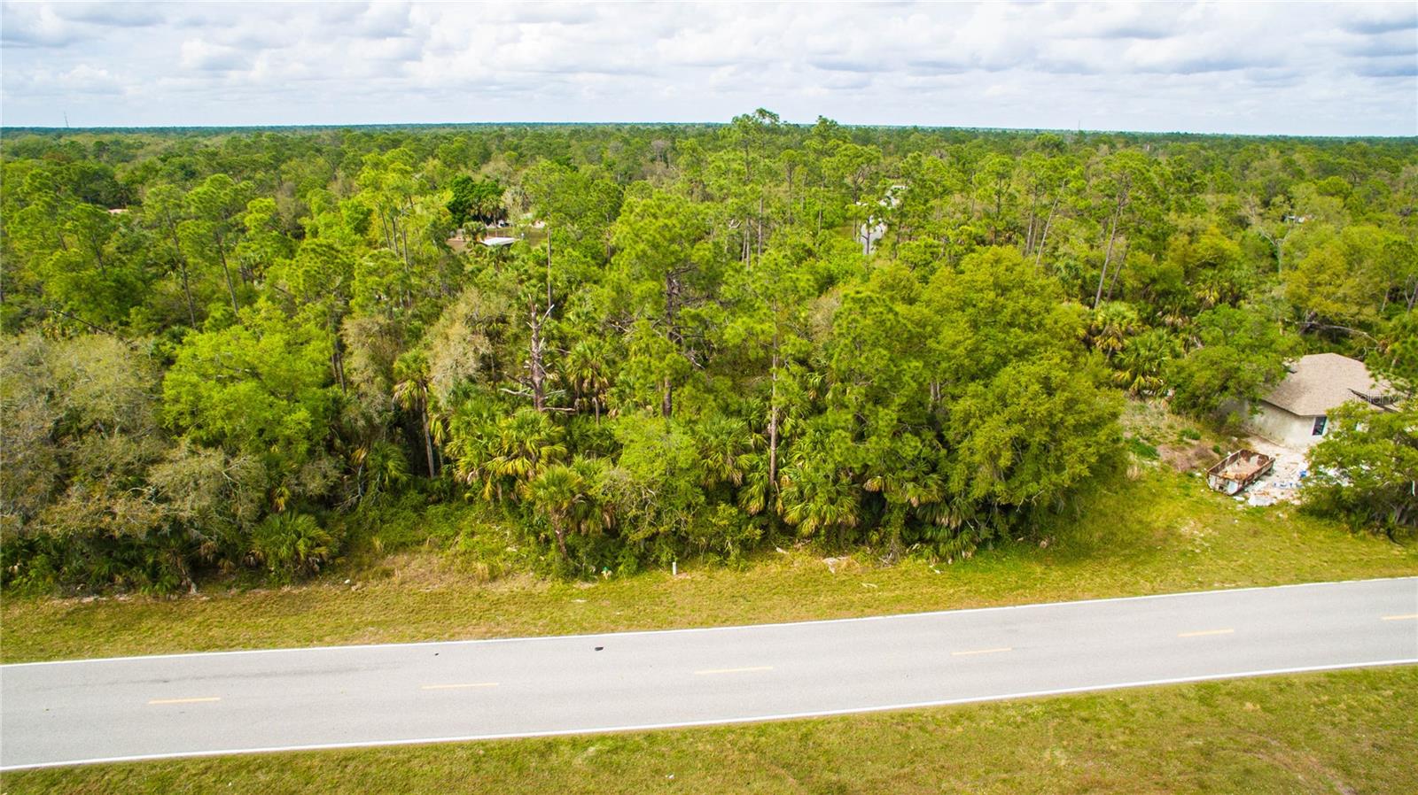 Image 4 of 10 For 20262 Kenilworth Boulevard