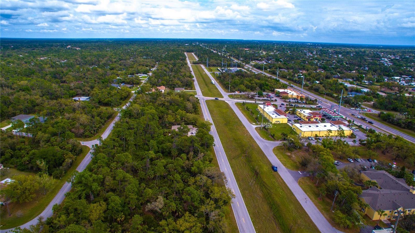Image 7 of 10 For 20262 Kenilworth Boulevard