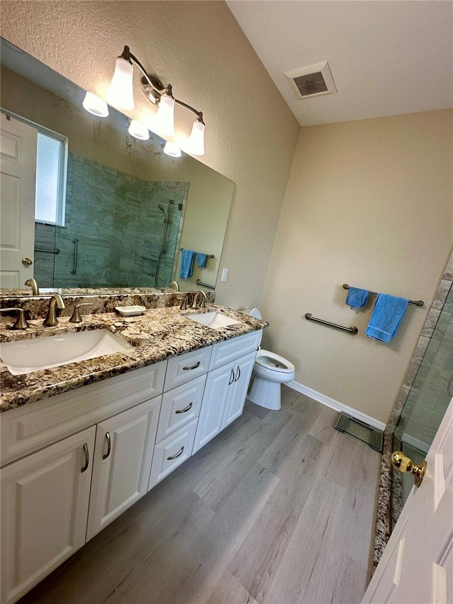 Image 14 of 46 For 24479 Vienison Ln