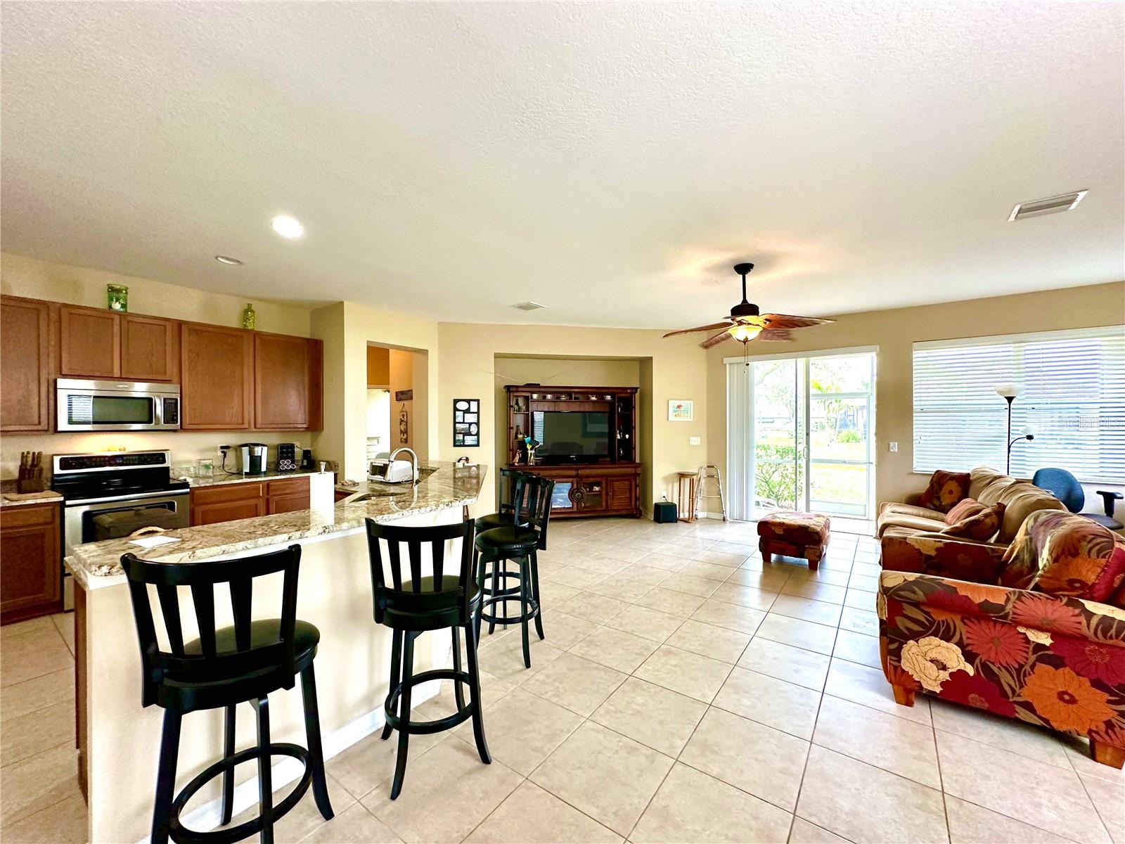Image 5 of 46 For 24479 Vienison Ln
