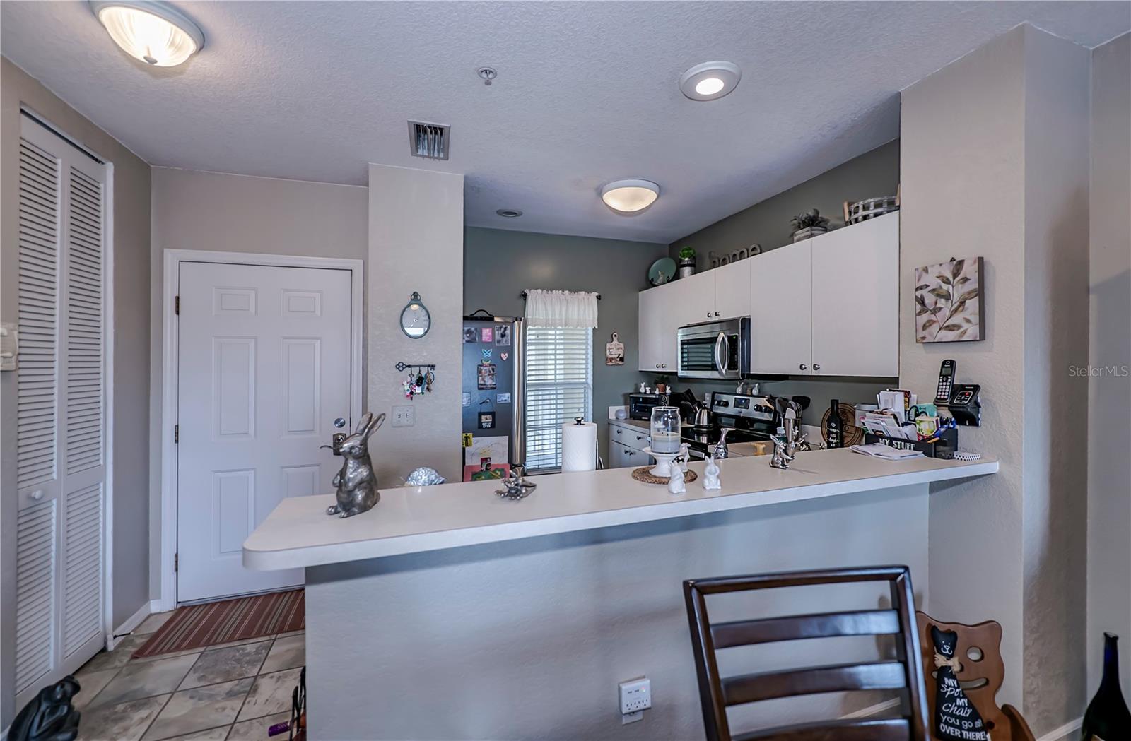 Image 11 of 64 For 19345 Water Oak Drive 305