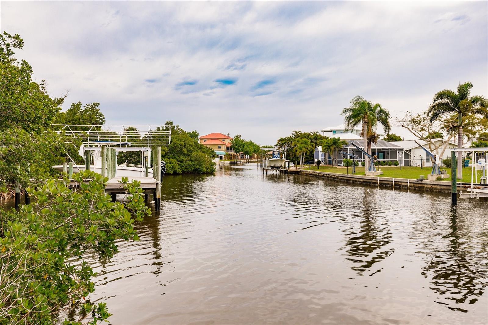 Image 11 of 30 For 24169 Jolly Roger Boulevard