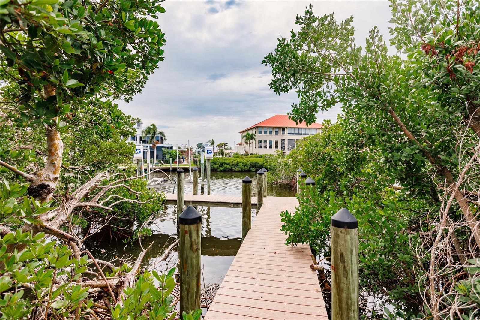 Image 9 of 30 For 24169 Jolly Roger Boulevard