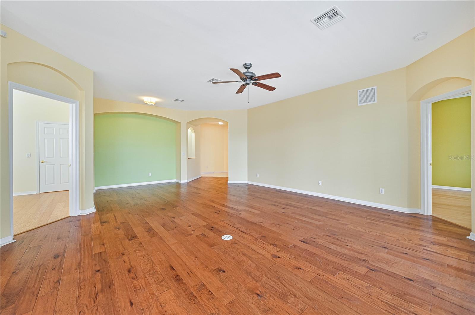 Image 11 of 34 For 17434 Boca Vista Road 1006