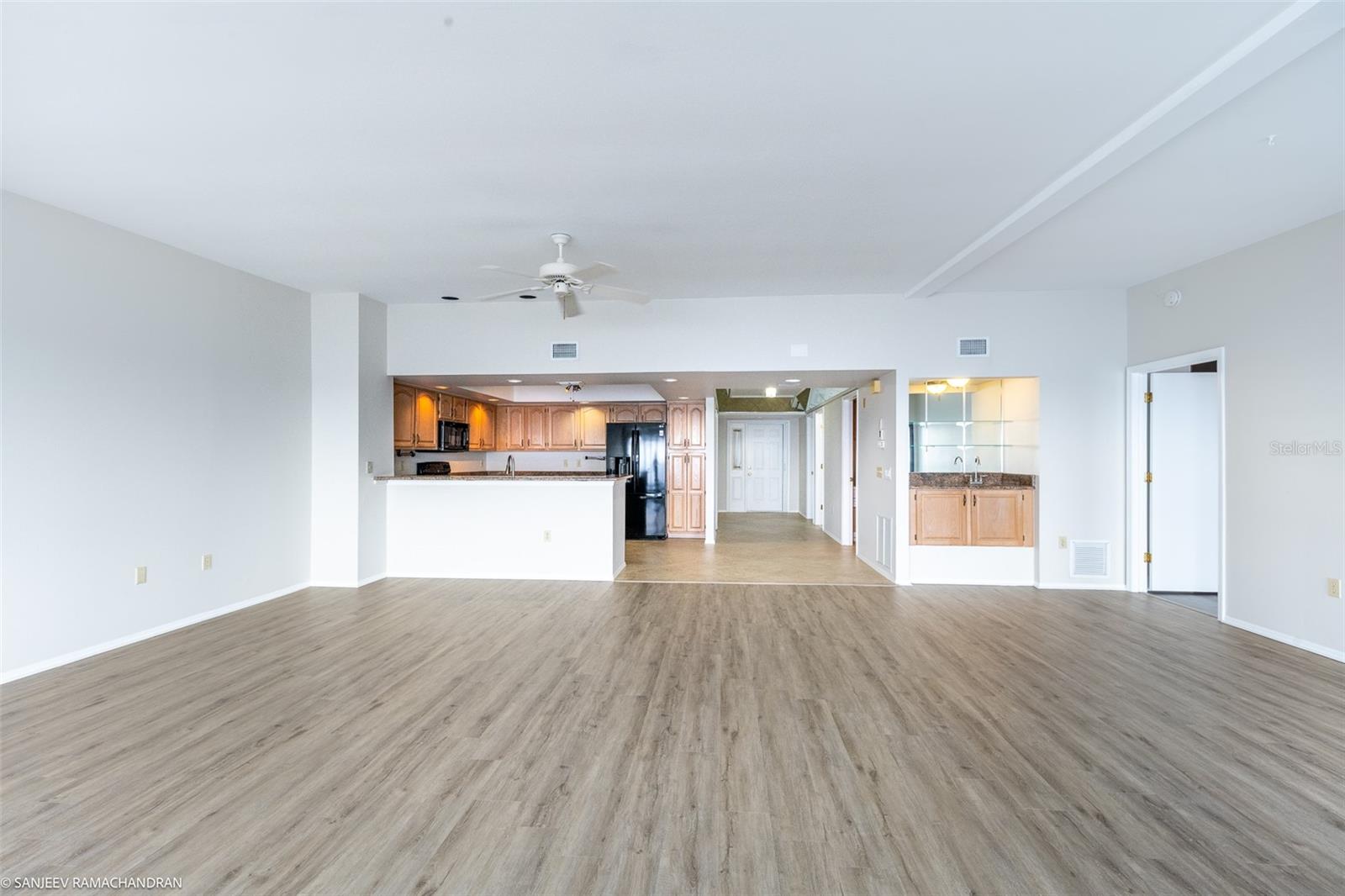 Image 12 of 53 For 1750 Jamaica Way 333
