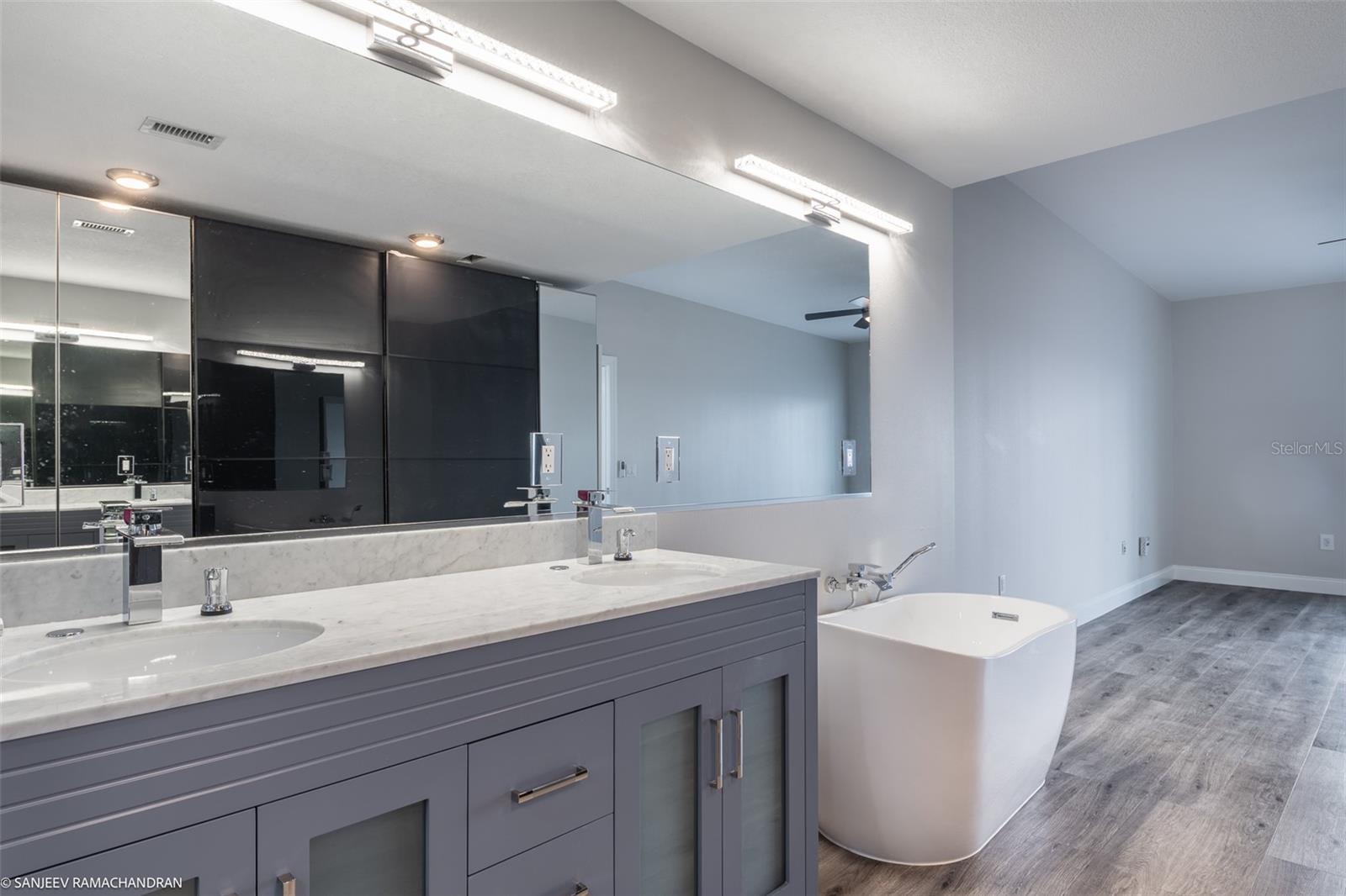 Image 33 of 53 For 1750 Jamaica Way 333
