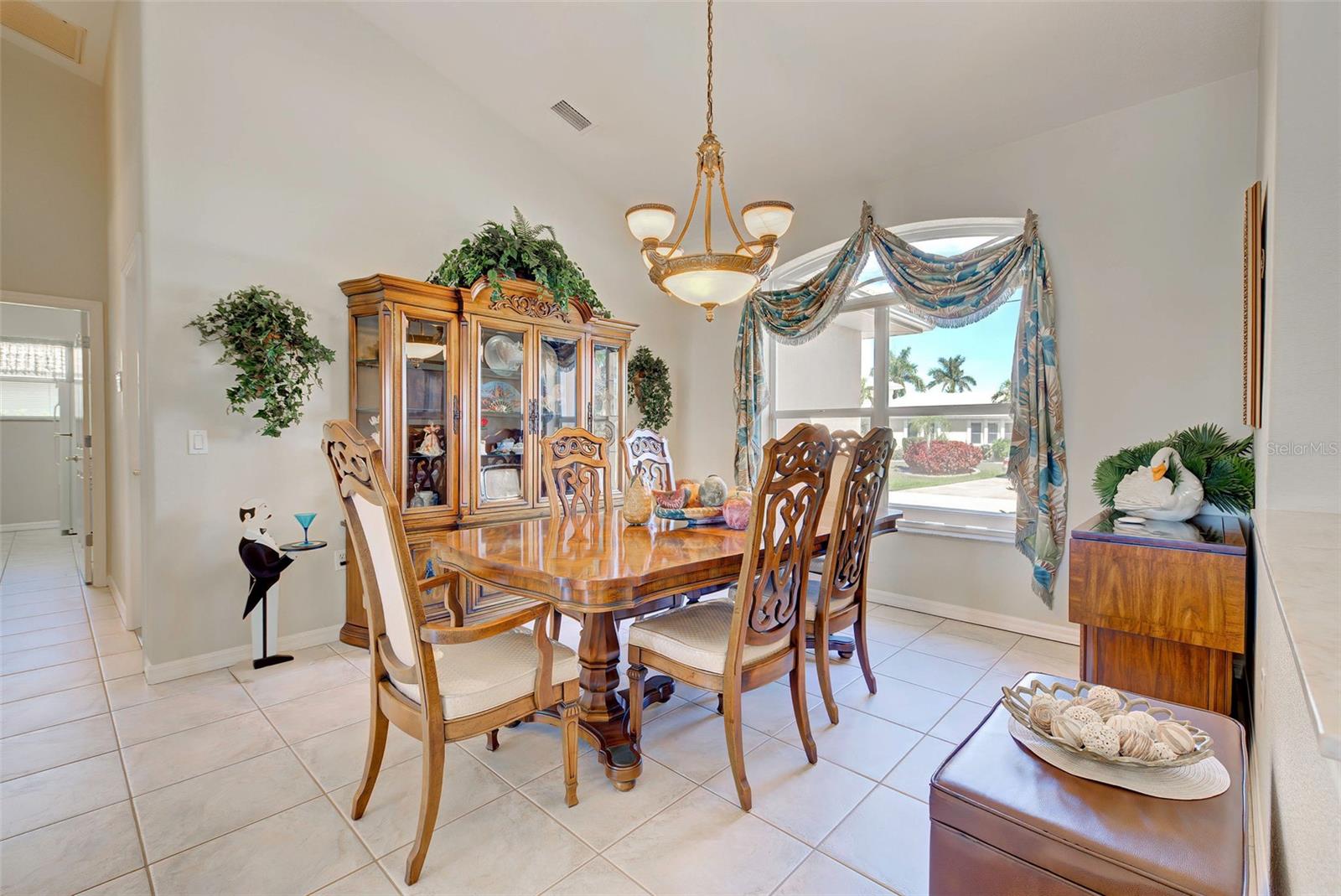Image 10 of 50 For 1429 Blue Jay Court