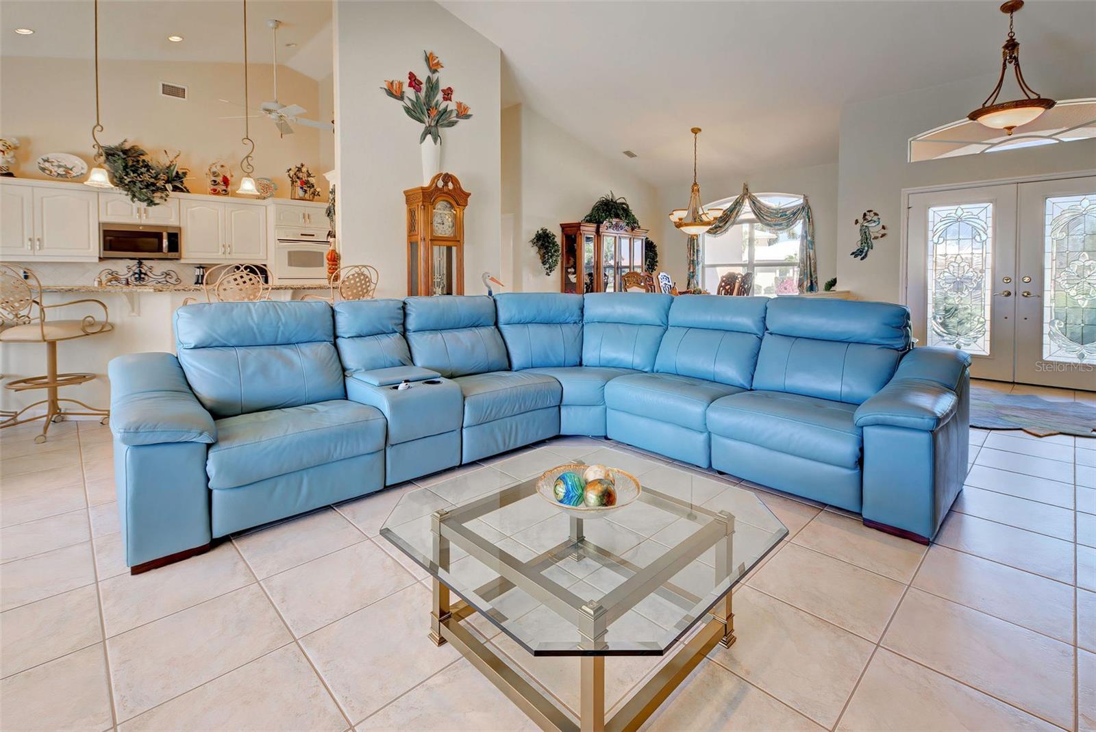 Image 13 of 50 For 1429 Blue Jay Court