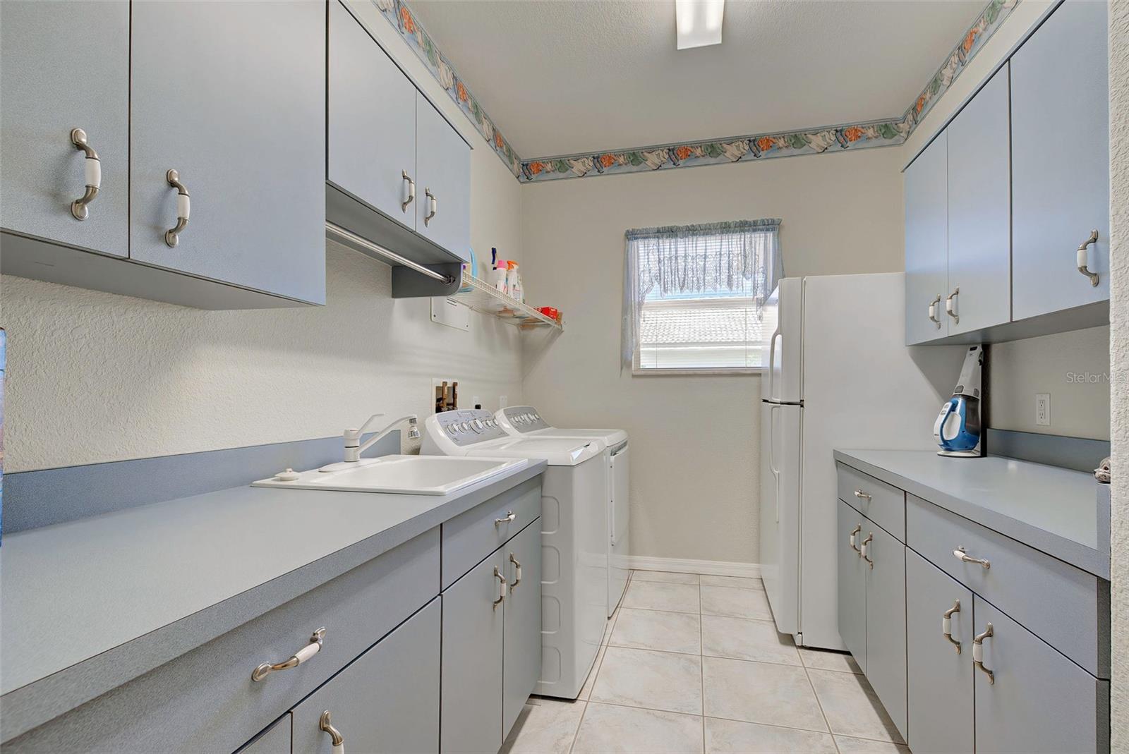 Image 44 of 50 For 1429 Blue Jay Court