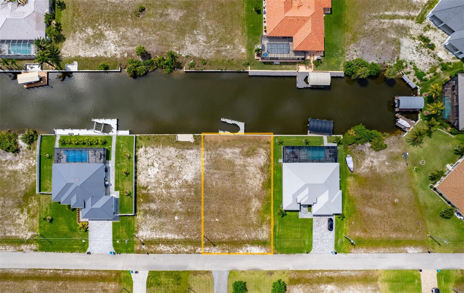 Details for 3310 18th Street, CAPE CORAL, FL 33993